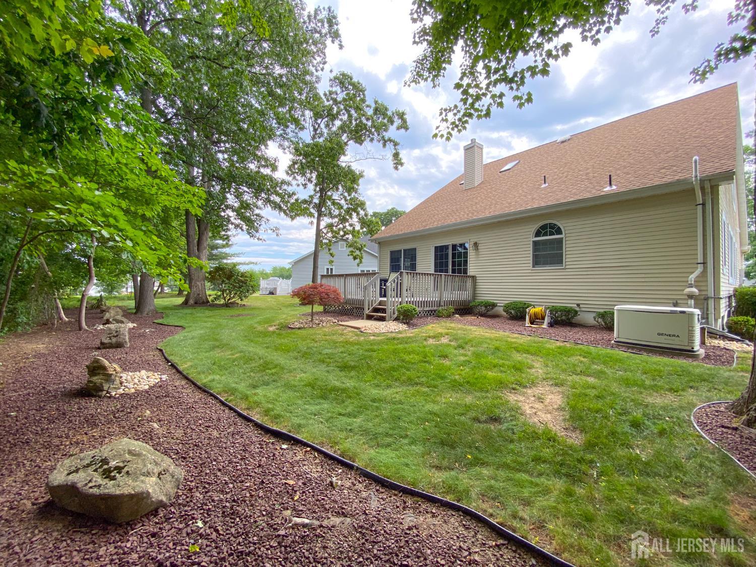 19 Dawson Lane Monroe NJ 08831