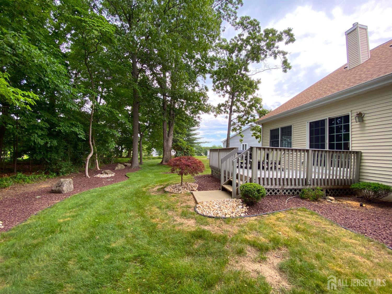 19 Dawson Lane Monroe NJ 08831