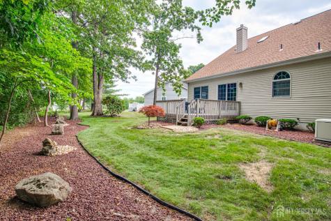 19 Dawson Lane Monroe NJ 08831
