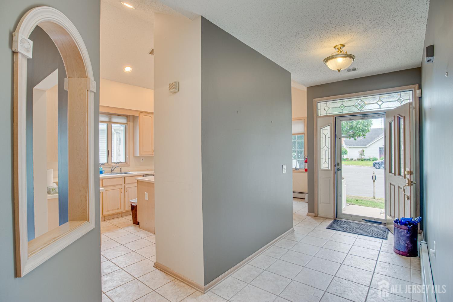 19 Dawson Lane Monroe NJ 08831