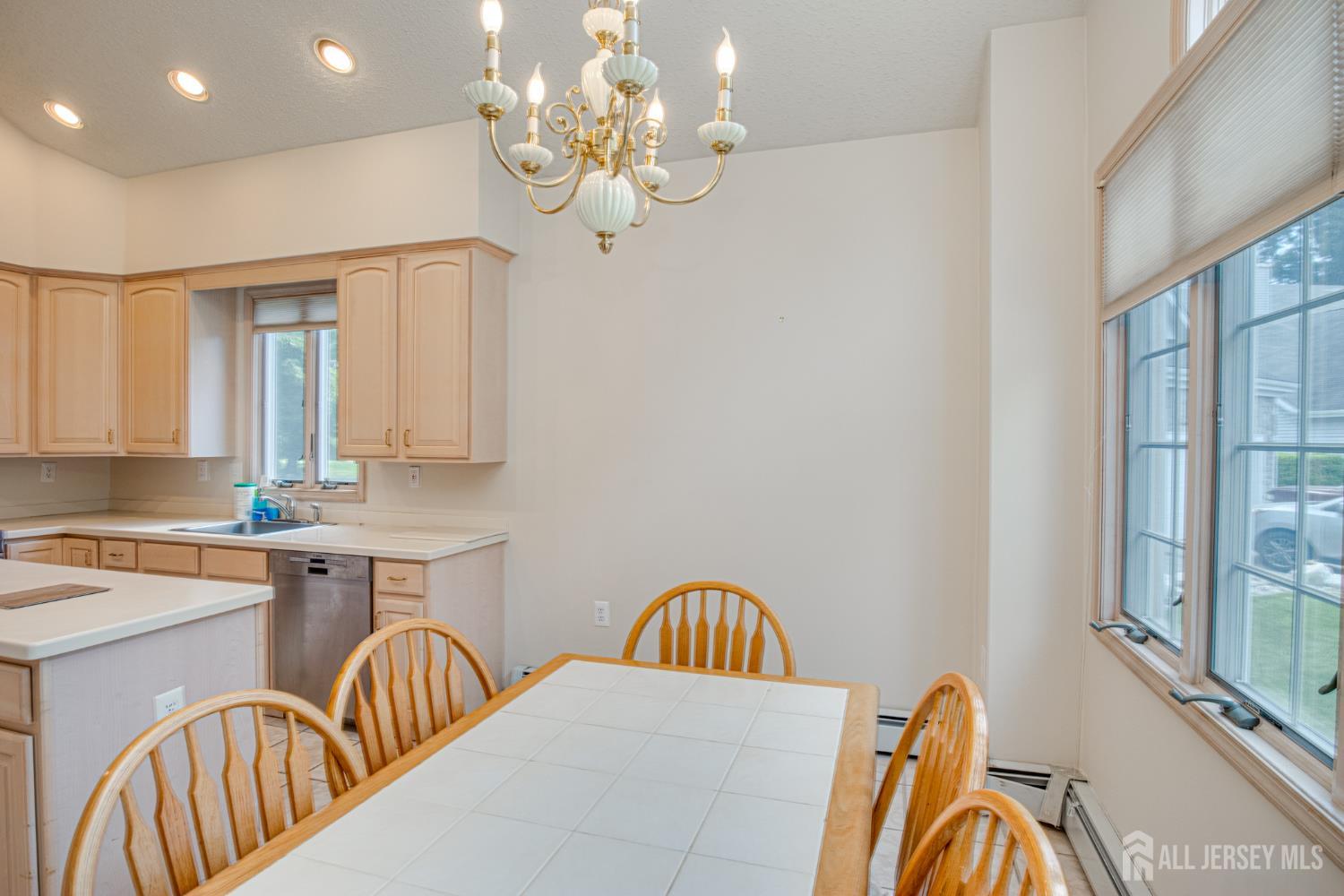 19 Dawson Lane Monroe NJ 08831