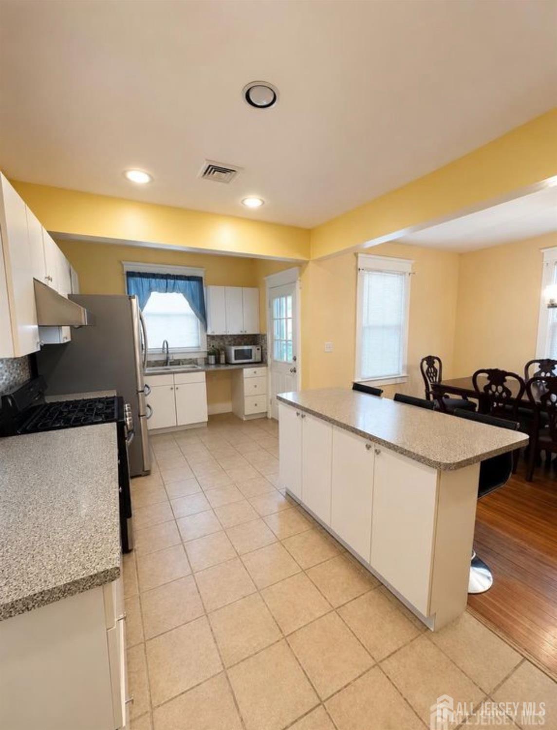 619 Lee Street Perth Amboy NJ 08861