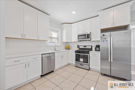 8 Center Street South River NJ 08882