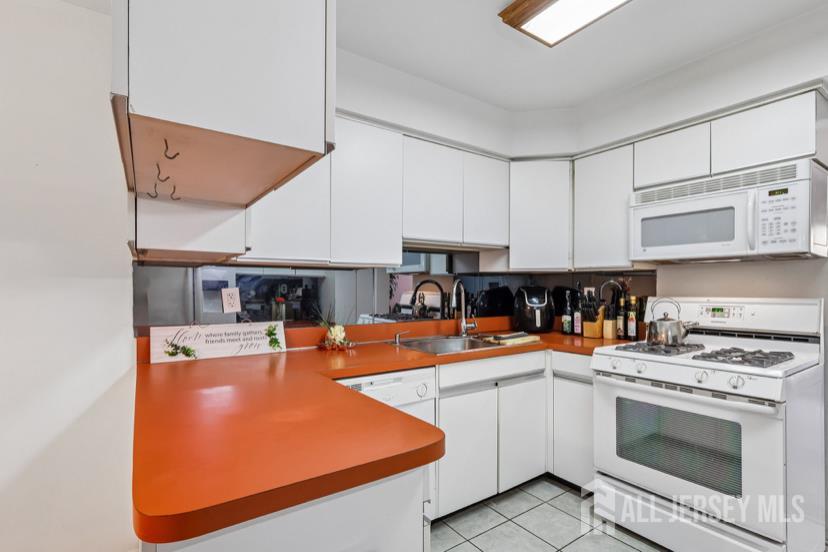 174 Nathan Drive North Brunswick NJ 08902
