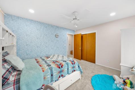 6 Stafford Road South Brunswick NJ 08852