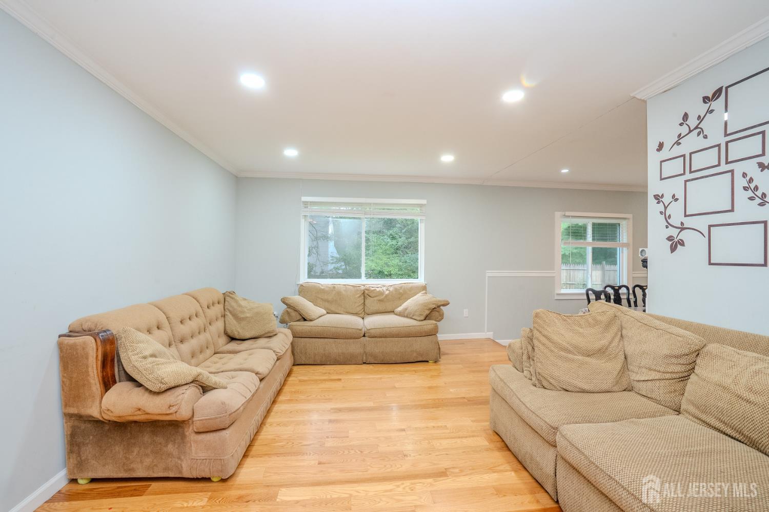 11 Holland Lane East Windsor NJ 08512