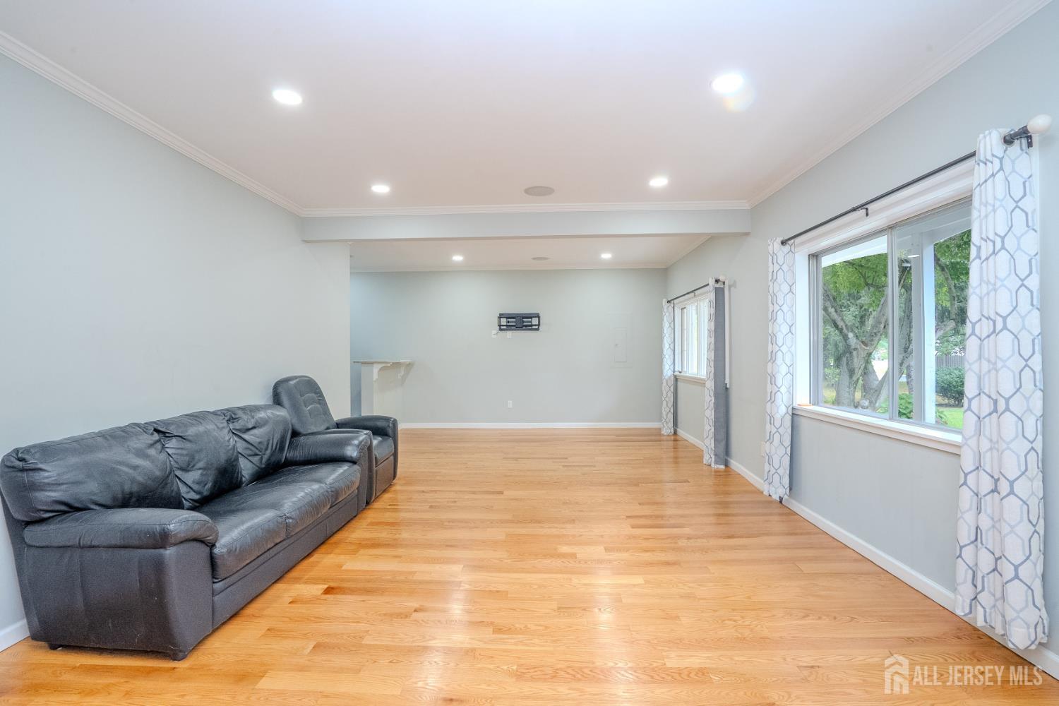 11 Holland Lane East Windsor NJ 08512