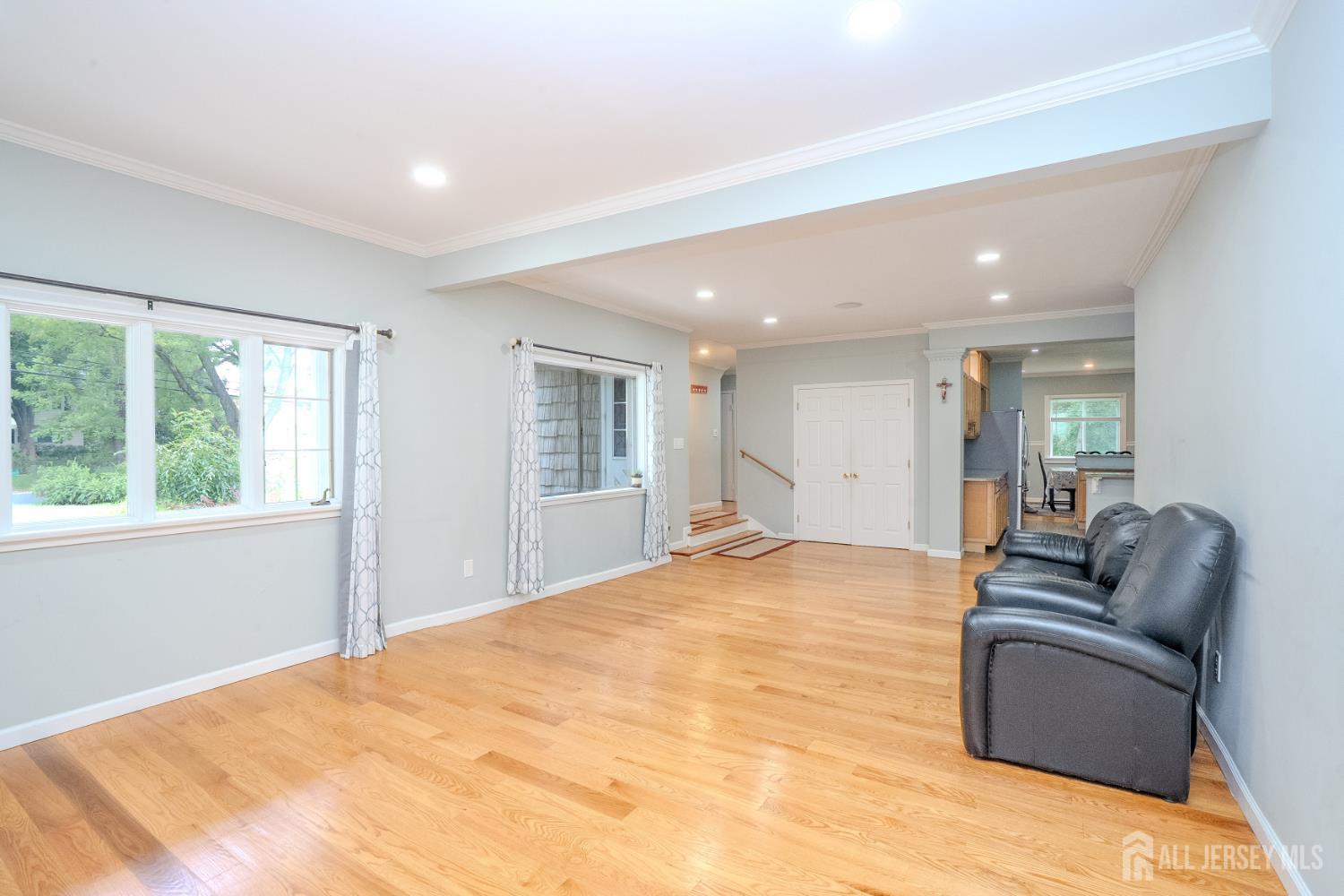 11 Holland Lane East Windsor NJ 08512