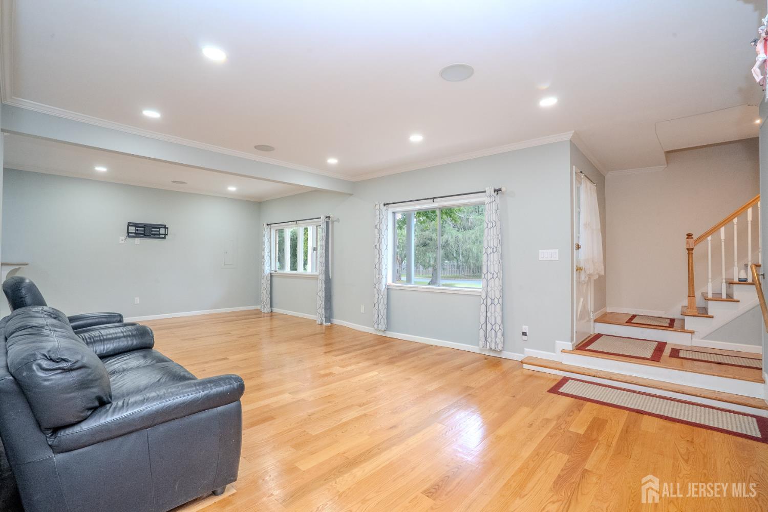 11 Holland Lane East Windsor NJ 08512