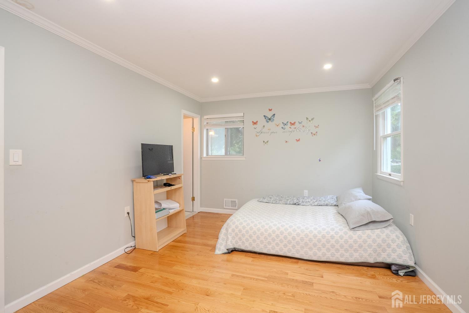 11 Holland Lane East Windsor NJ 08512