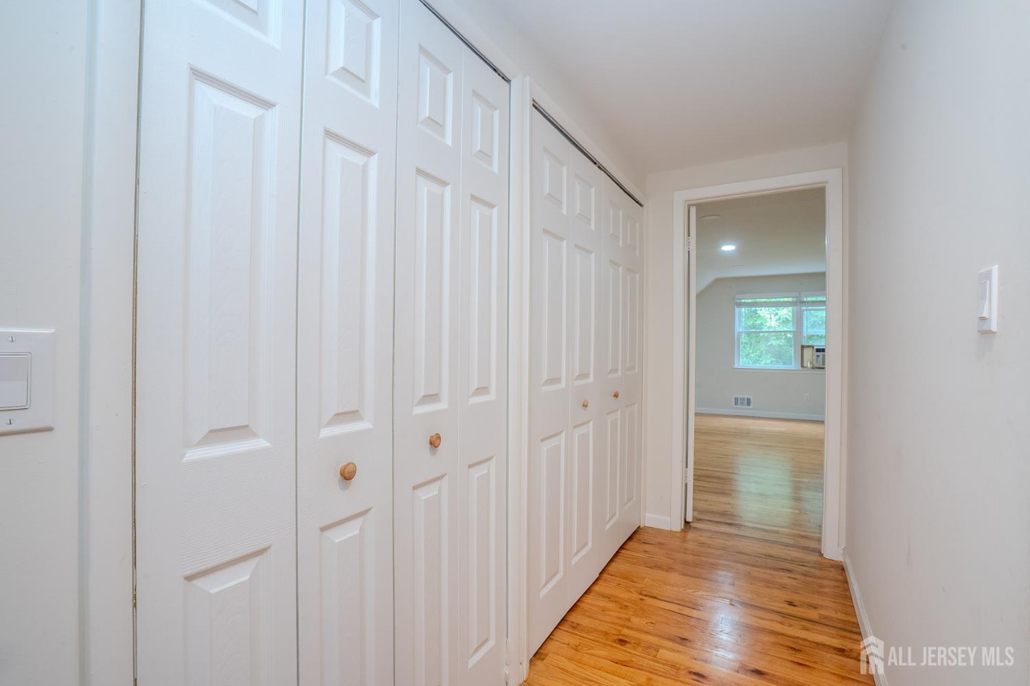 11 Holland Lane East Windsor NJ 08512