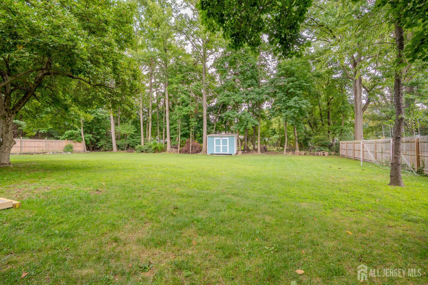 11 Holland Lane East Windsor NJ 08512