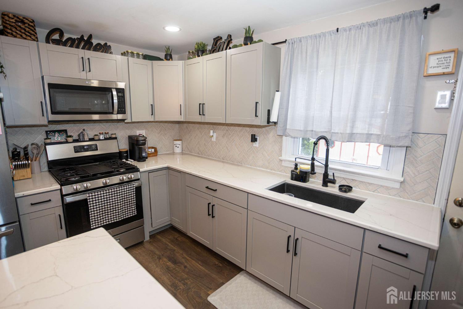 159 Norton Street Sayreville NJ 08879