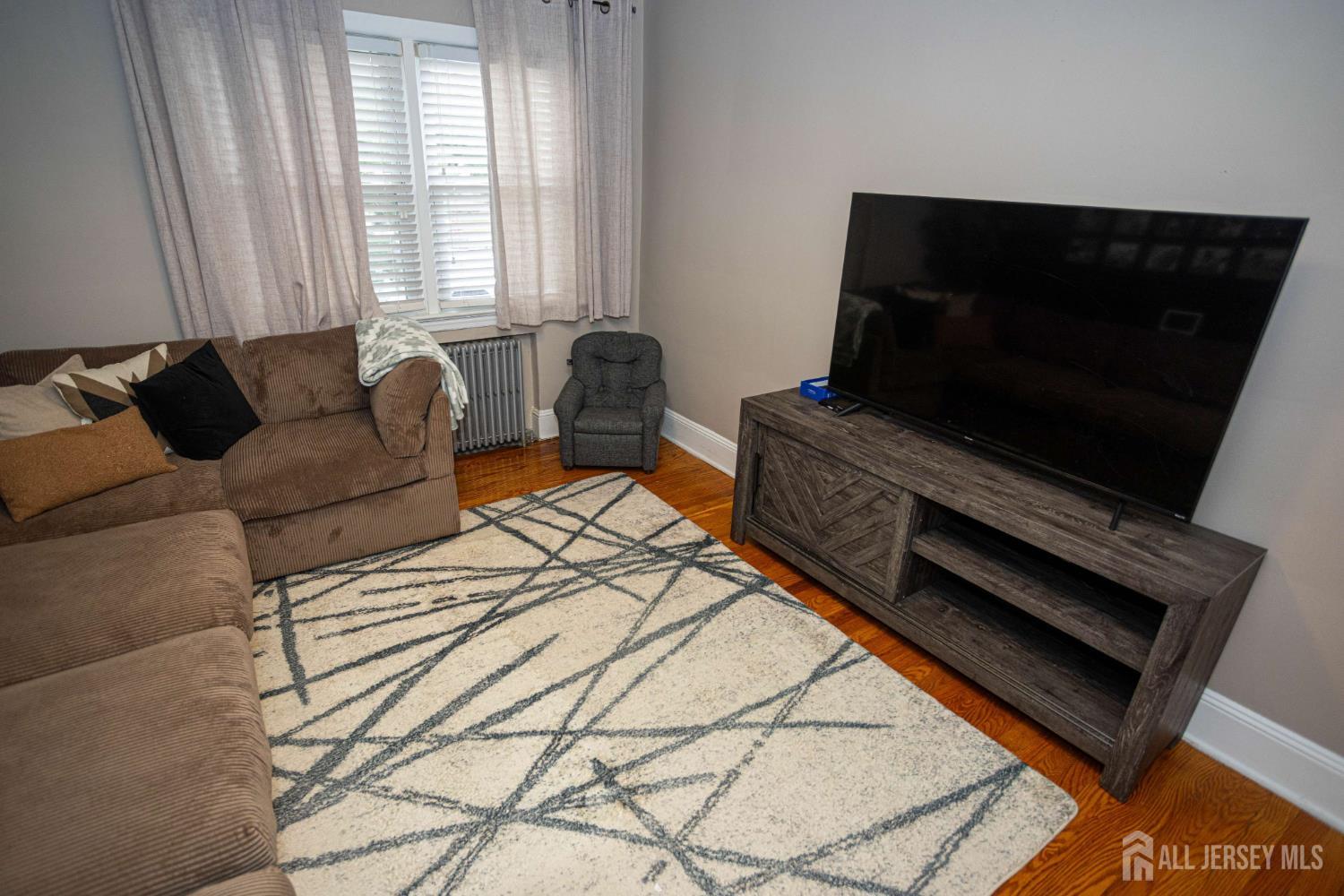 159 Norton Street Sayreville NJ 08879