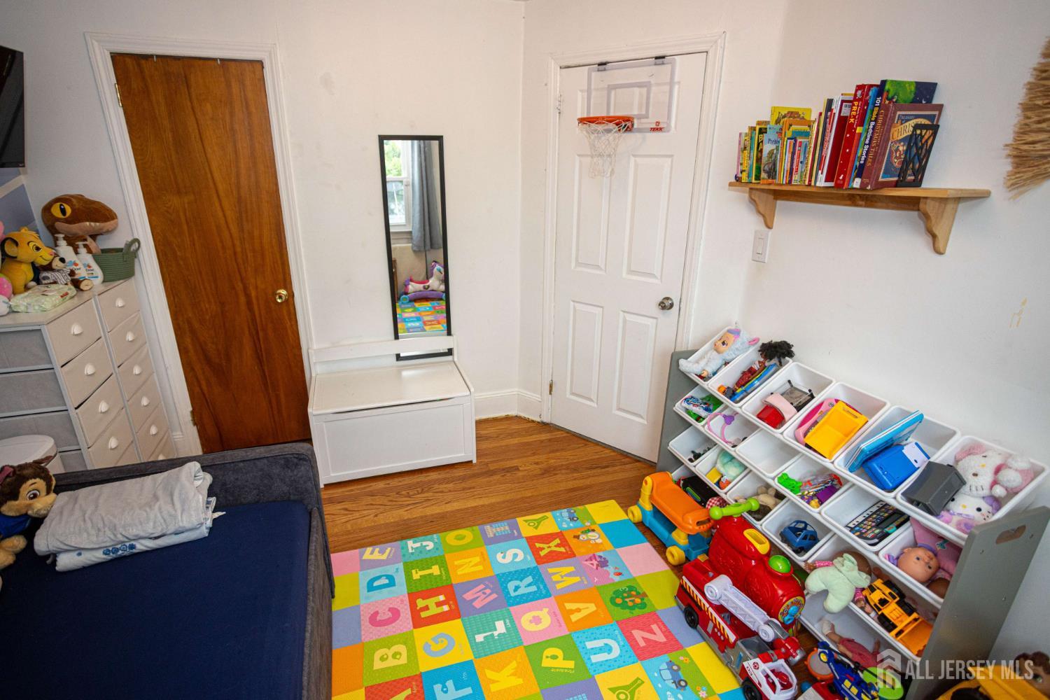 159 Norton Street Sayreville NJ 08879