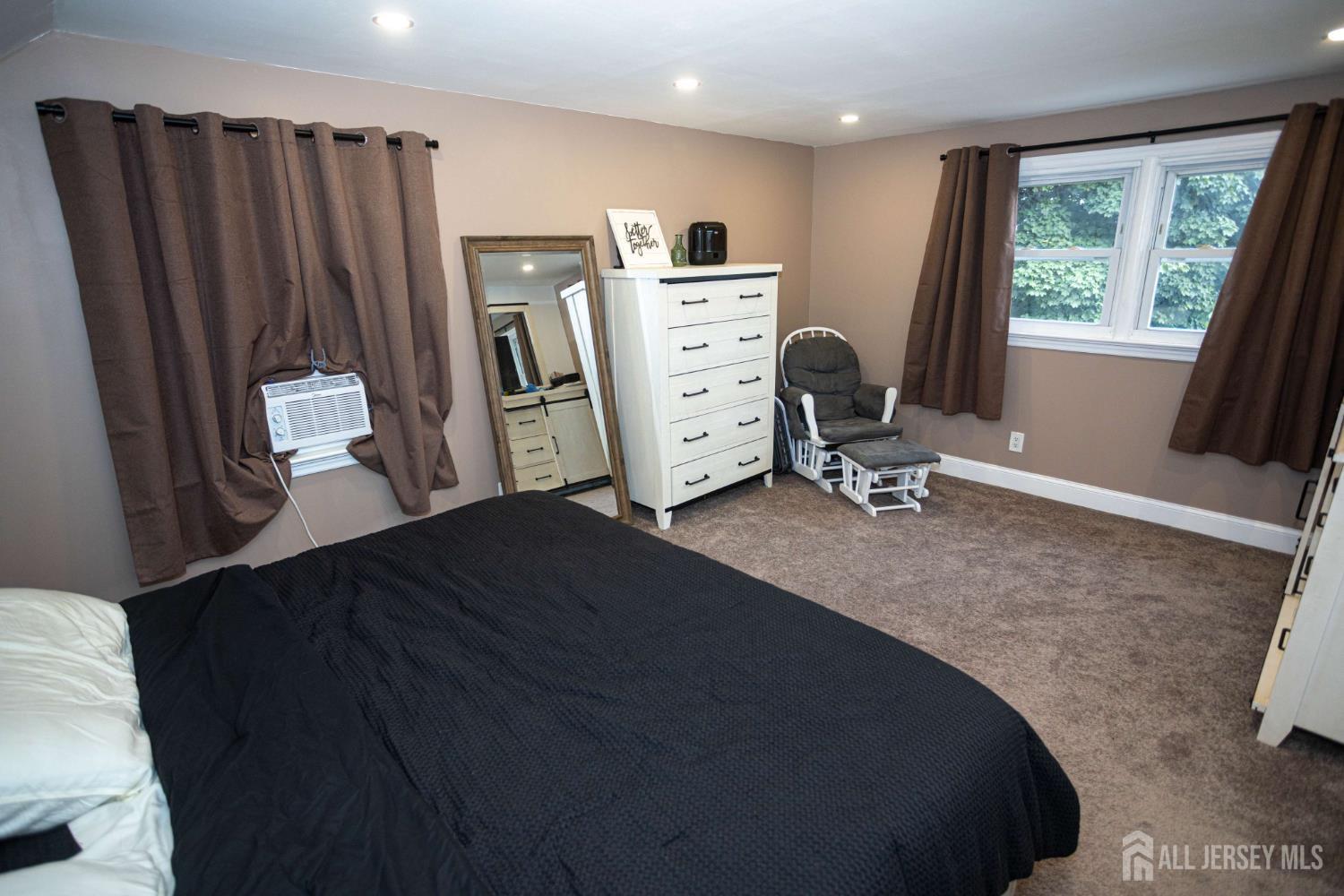 159 Norton Street Sayreville NJ 08879