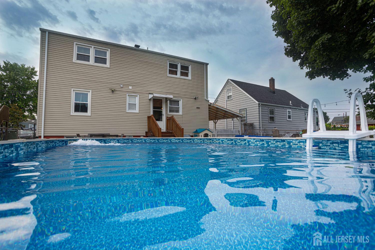 159 Norton Street Sayreville NJ 08879