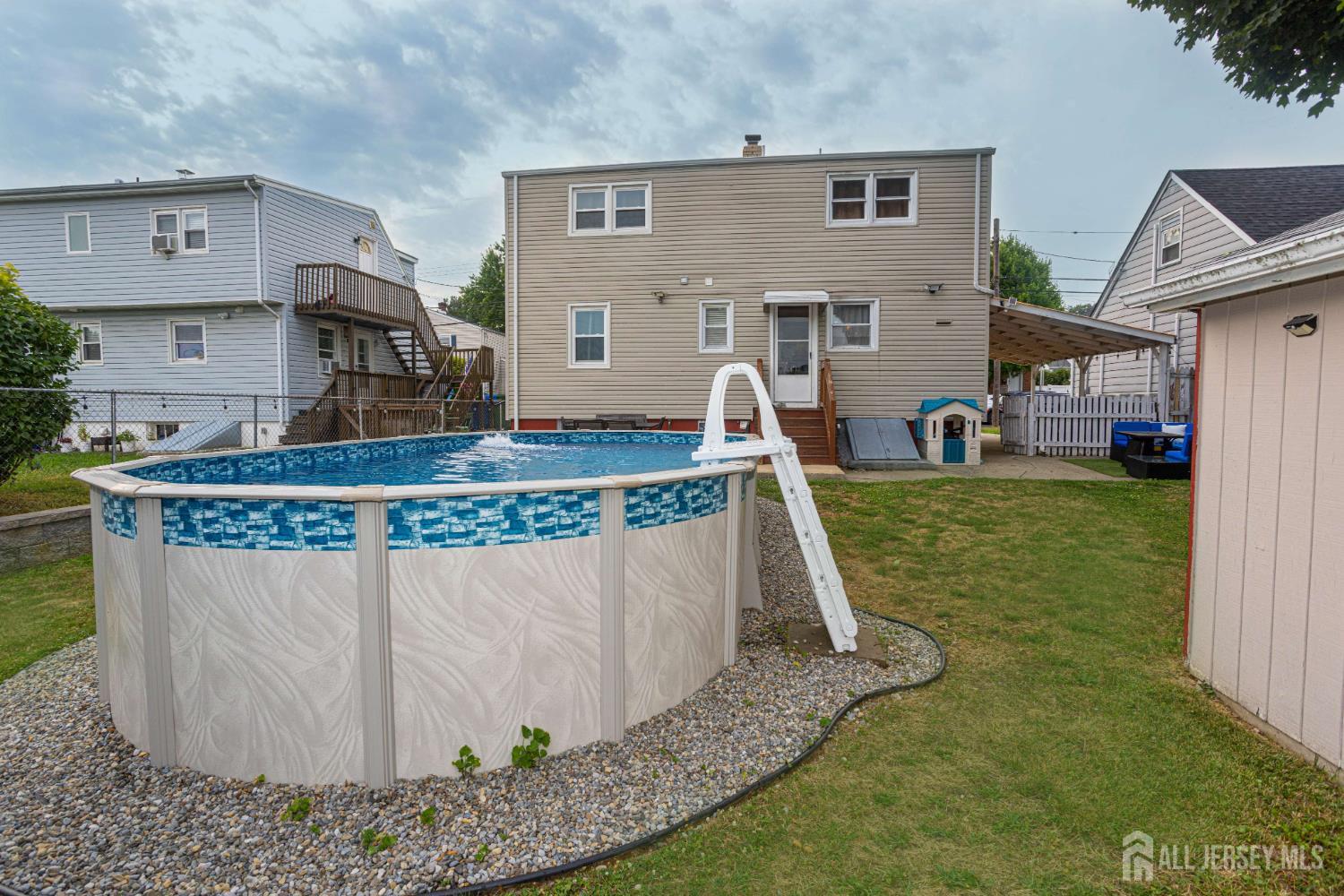 159 Norton Street Sayreville NJ 08879