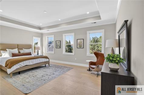 8 Arthur Lane Cranbury NJ 08512