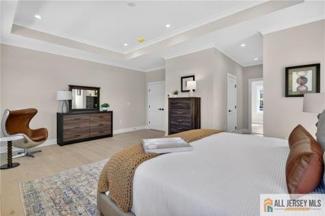 8 Arthur Lane Cranbury NJ 08512