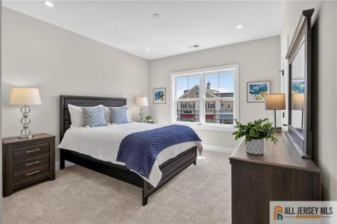 8 Arthur Lane Cranbury NJ 08512