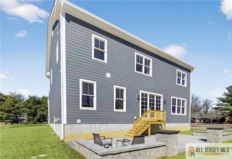 8 Arthur Lane Cranbury NJ 08512