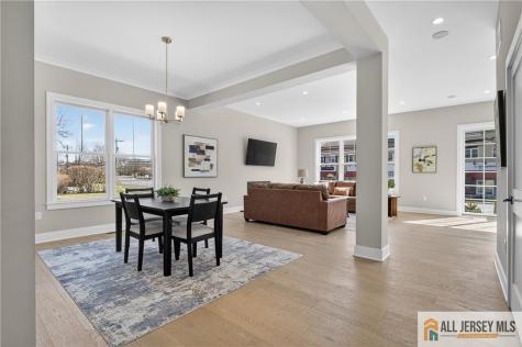 8 Arthur Lane Cranbury NJ 08512