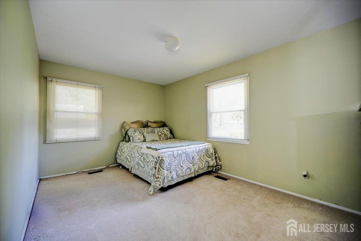 28 Morningside Drive Old Bridge NJ 08857