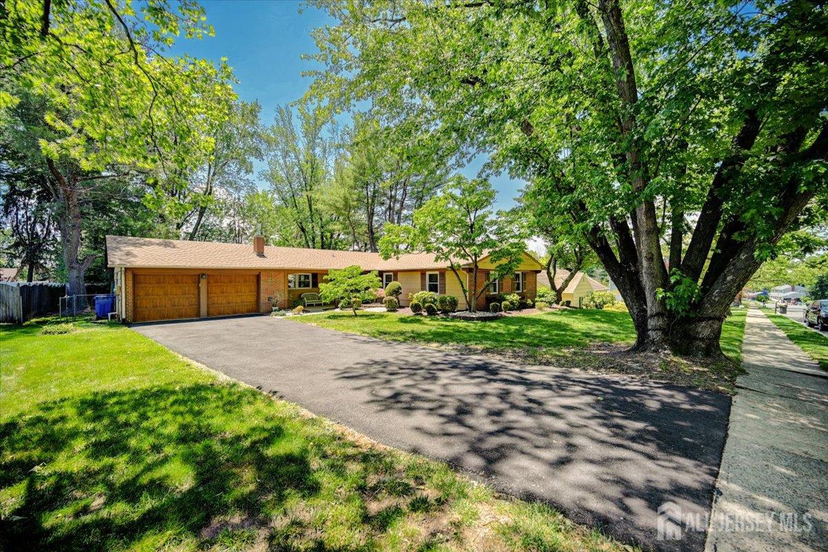 28 Morningside Drive Old Bridge NJ 08857