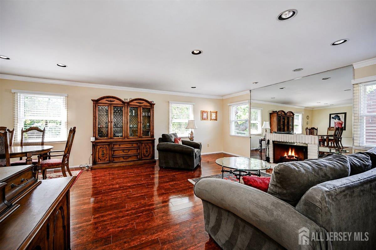 28 Morningside Drive Old Bridge NJ 08857