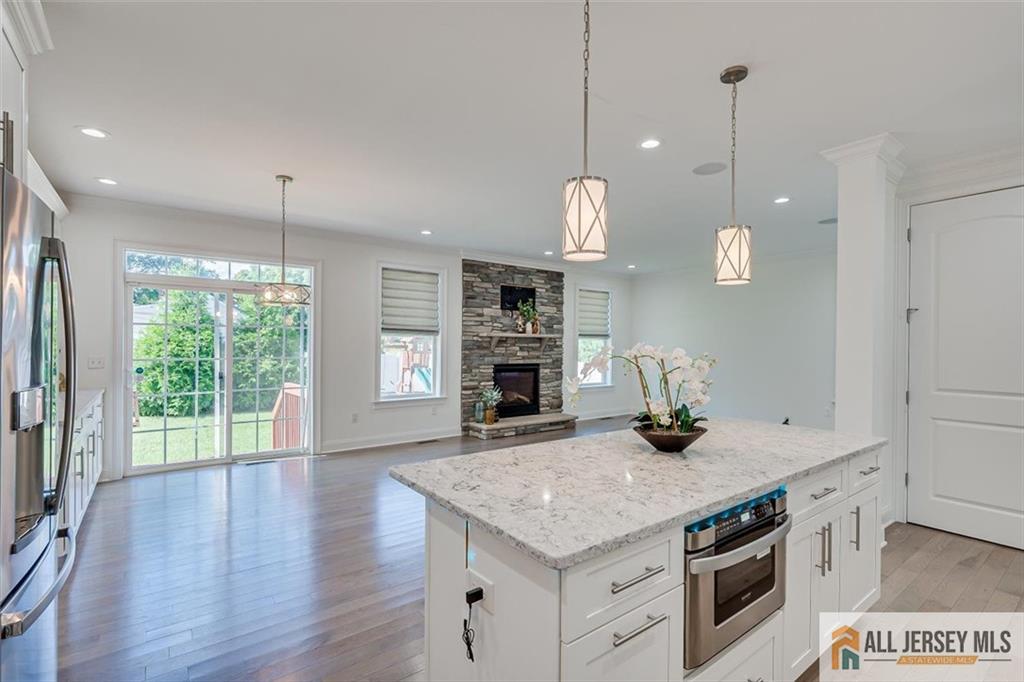 23 Dalton Place Edison NJ 08817