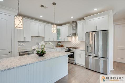 23 Dalton Place Edison NJ 08817