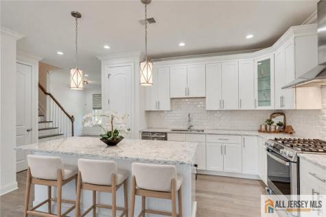 23 Dalton Place Edison NJ 08817