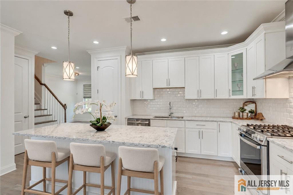 23 Dalton Place Edison NJ 08817
