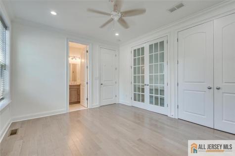 23 Dalton Place Edison NJ 08817