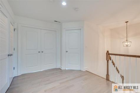 23 Dalton Place Edison NJ 08817