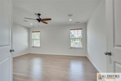 23 Dalton Place Edison NJ 08817