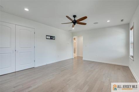 23 Dalton Place Edison NJ 08817