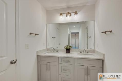23 Dalton Place Edison NJ 08817