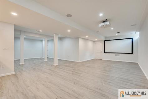 23 Dalton Place Edison NJ 08817