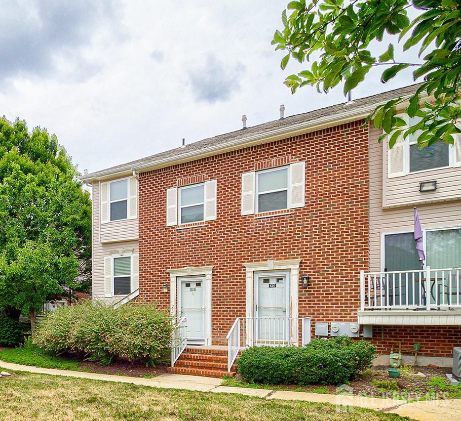 518 Great Beds Court Perth Amboy NJ 08861