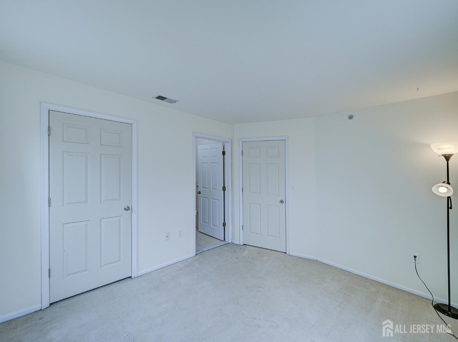 518 Great Beds Court Perth Amboy NJ 08861