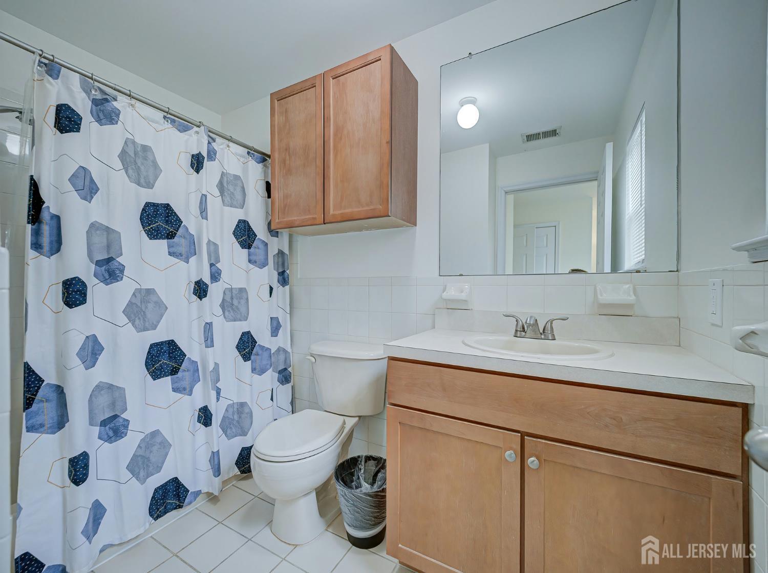 518 Great Beds Court Perth Amboy NJ 08861
