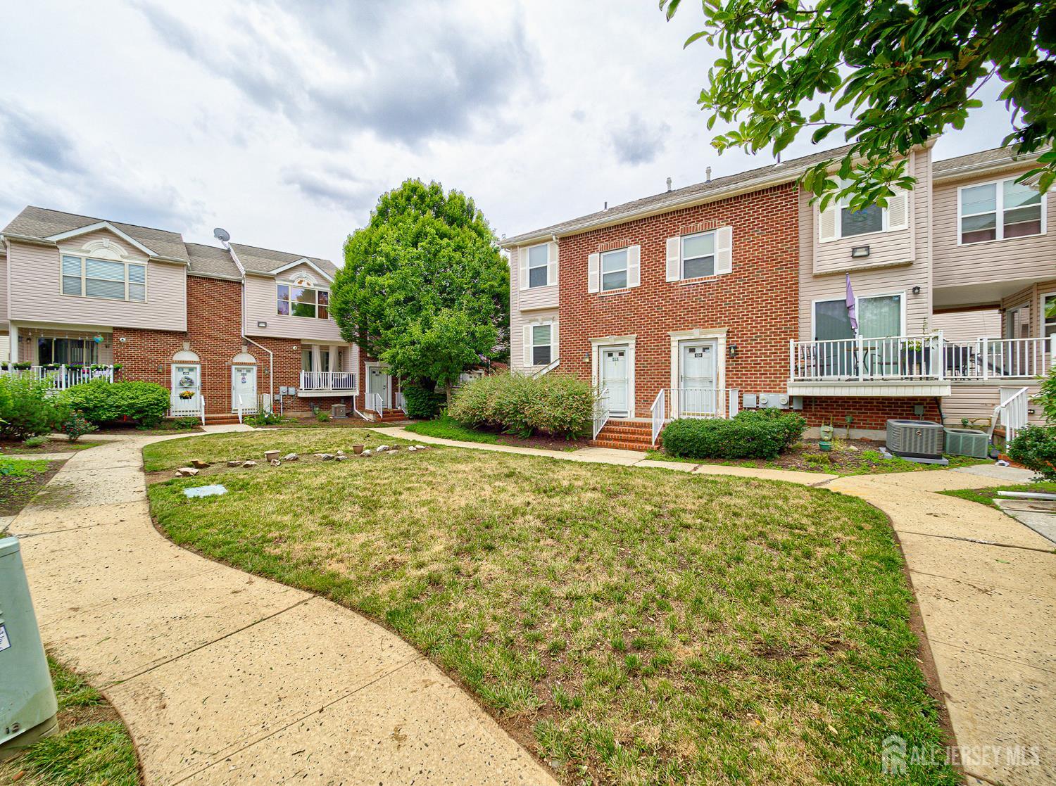 518 Great Beds Court Perth Amboy NJ 08861