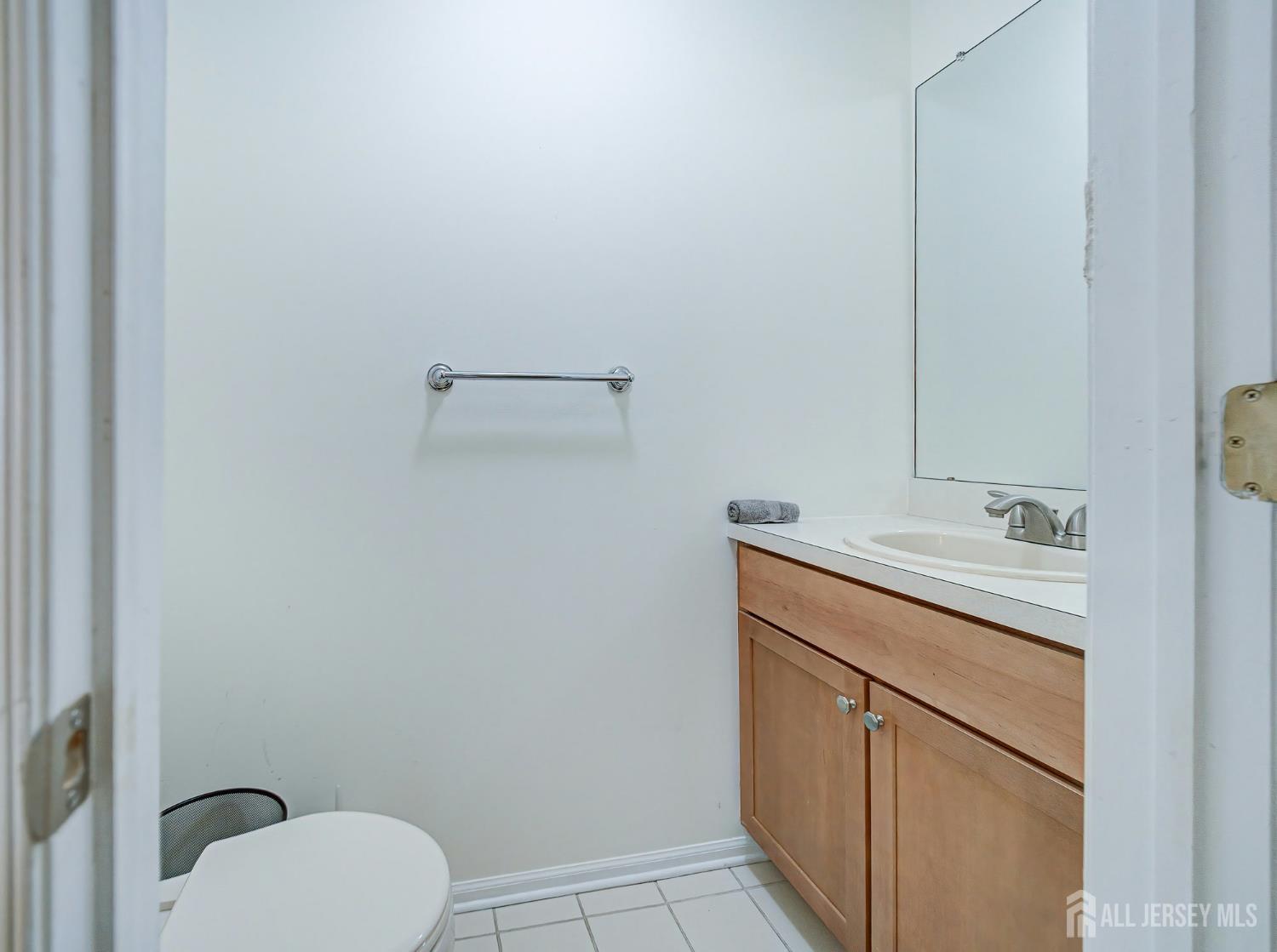518 Great Beds Court Perth Amboy NJ 08861