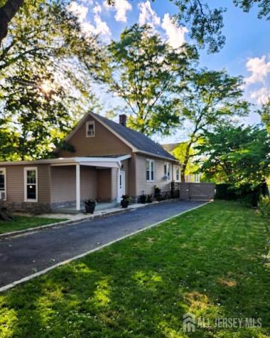 297 Grove Street Woodbridge Proper NJ 07095