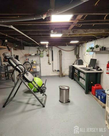 297 Grove Street Woodbridge Proper NJ 07095