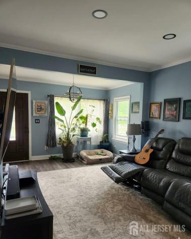 297 Grove Street Woodbridge Proper NJ 07095