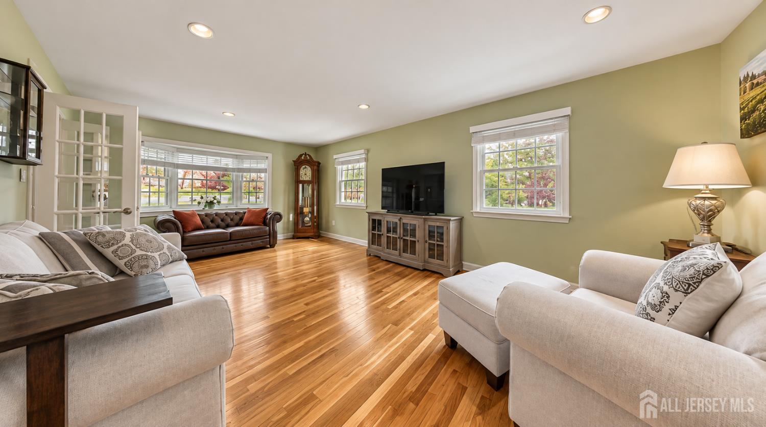 72 Central Avenue East Brunswick NJ 08816
