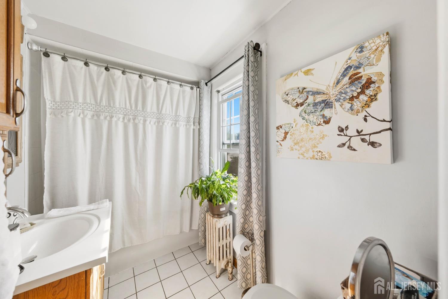 3 Fairview Avenue South River NJ 08882